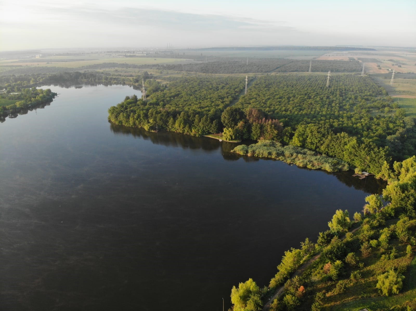 Tancabesti 22 - 25 iun. - A06359E3FE8E4E52932E93549E2C4560.jpg